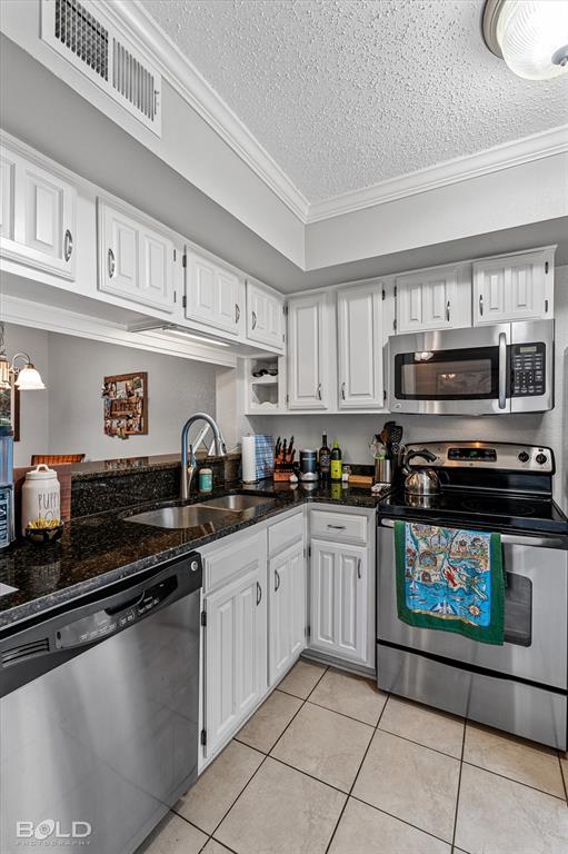 Shreveport, Louisiana 71104, United States, 1 Bedroom Bedrooms, ,2 BathroomsBathrooms,Residential,Pending,39868