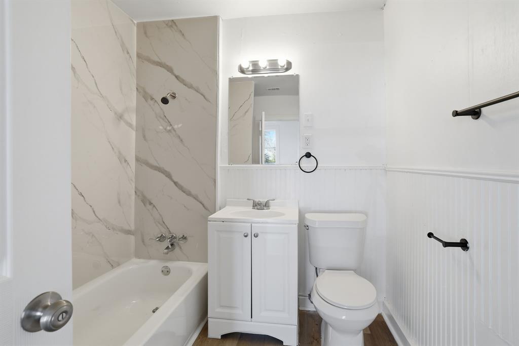 PERRYS ED 1ST ADD - Residential