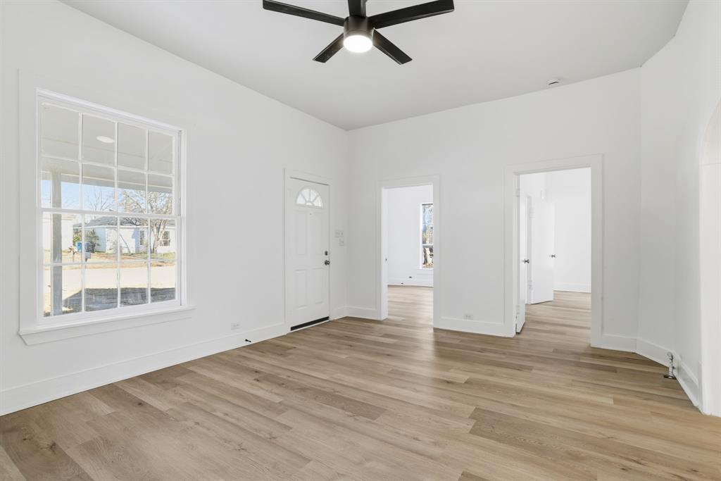 PERRYS ED 1ST ADD - Residential