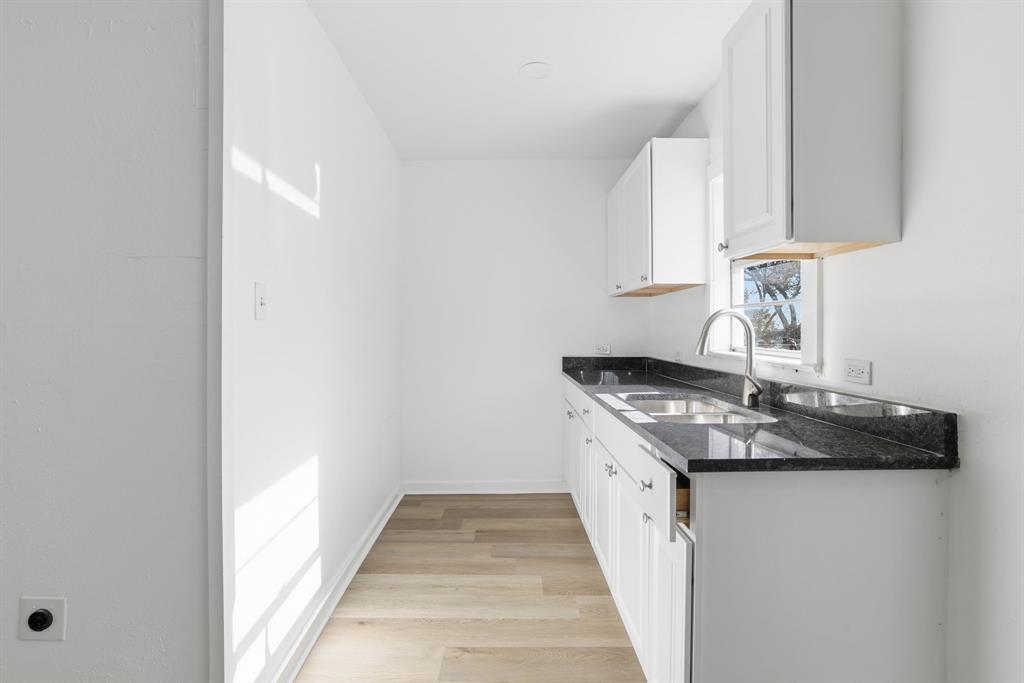 PERRYS ED 1ST ADD - Residential