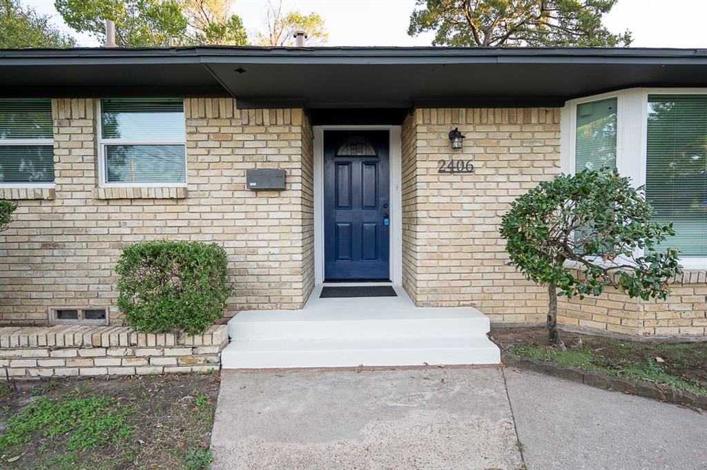 2406 Cliff Teen Court