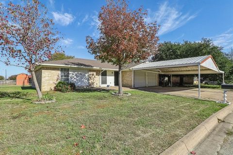 A home in Alvarado