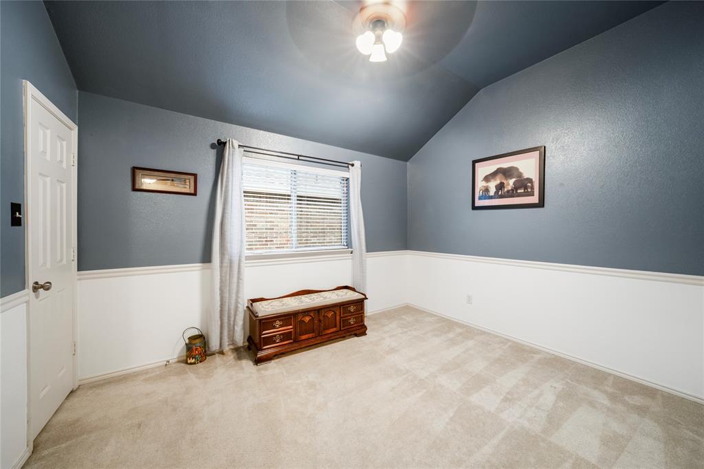 1921 Fairway Glen Drive