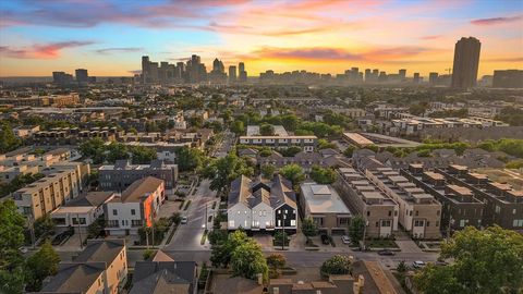 2001 N Prairie Avenue 106 Dallas TX 75204