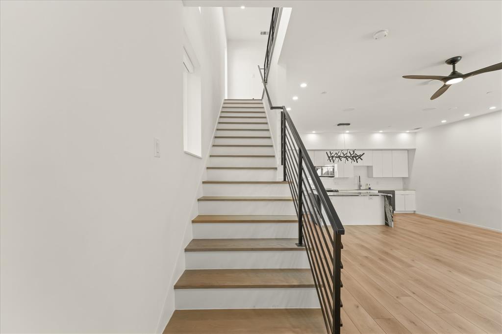 2001 N PRAIRIE CONDOS - Residential