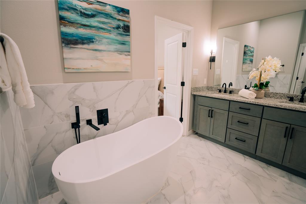 Meadowbrook Hills Chimney Wood - Residential