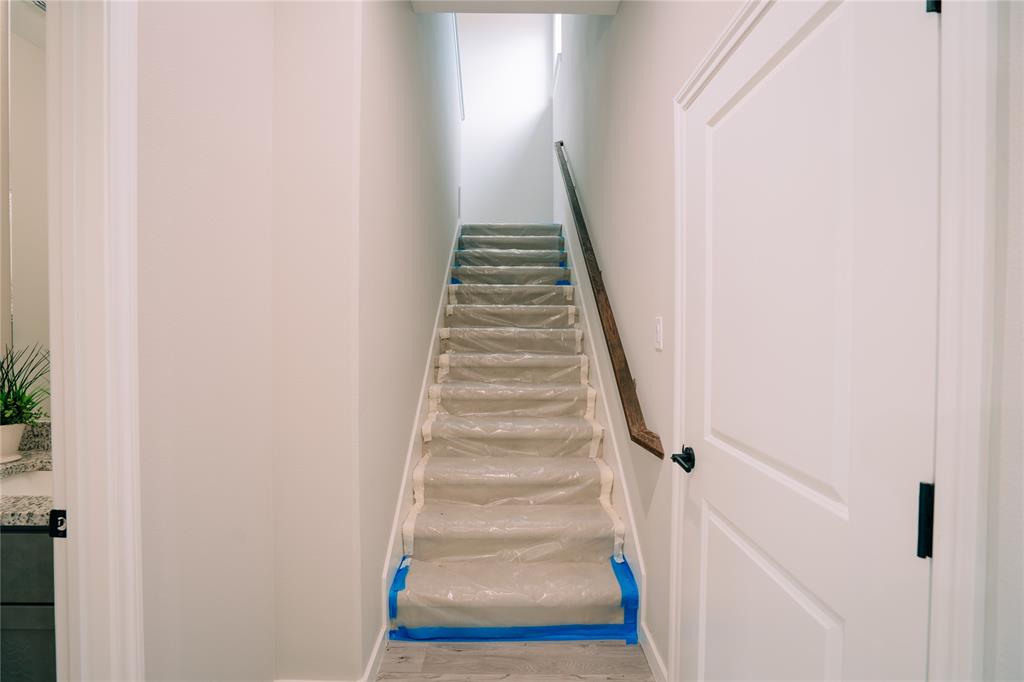 Meadowbrook Hills Chimney Wood - Residential