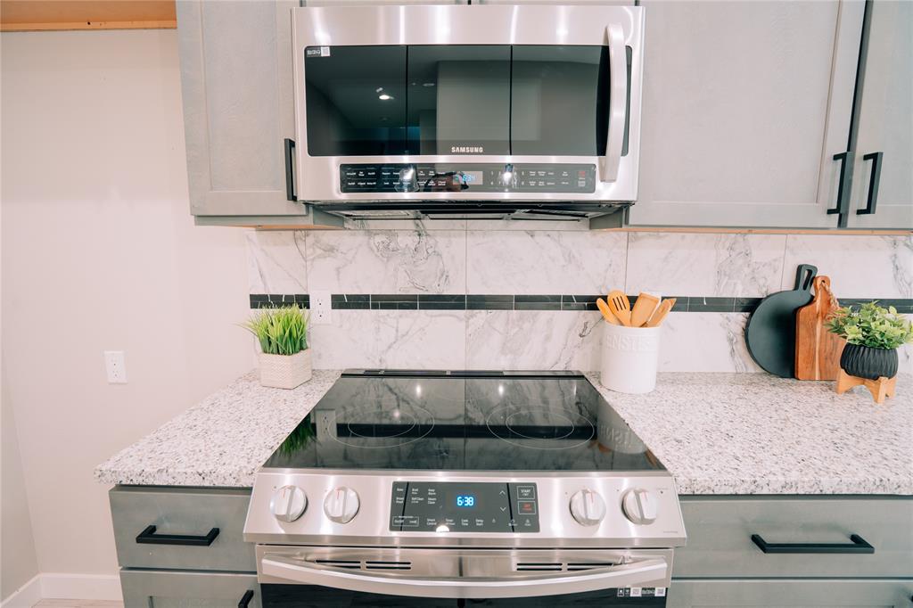 Meadowbrook Hills Chimney Wood - Residential