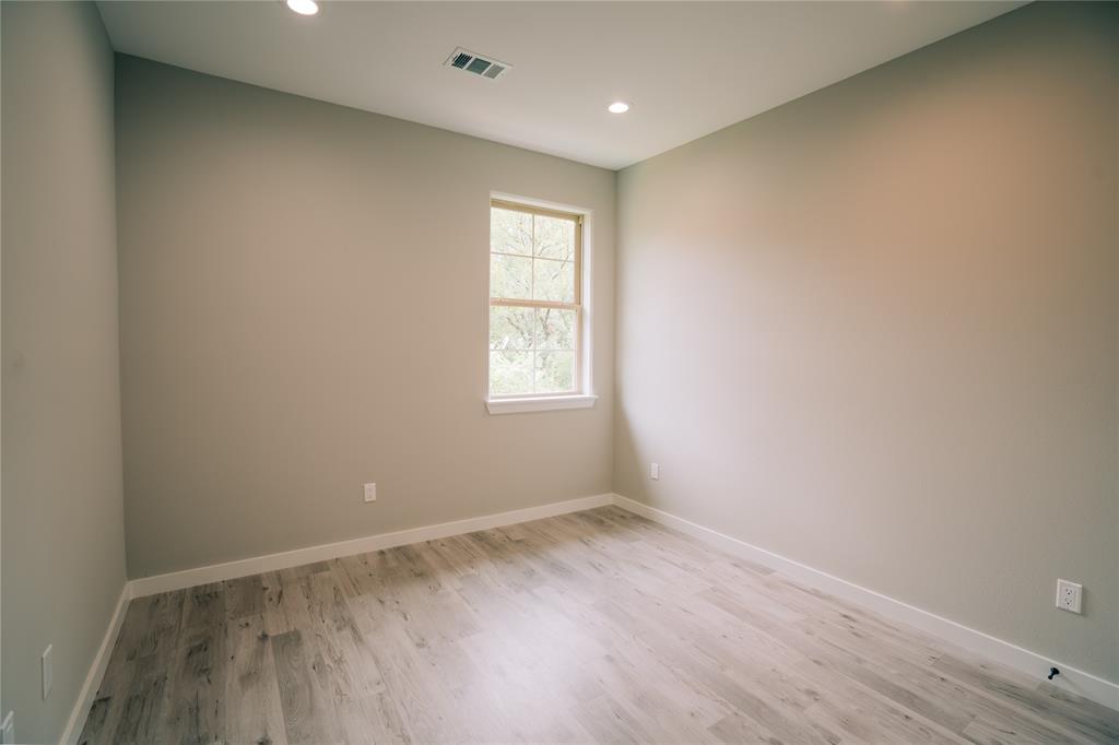 Meadowbrook Hills Chimney Wood - Residential