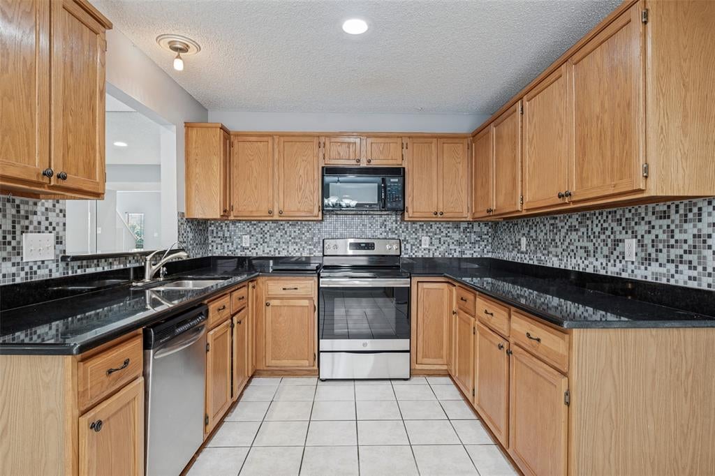 1733 Palo Alto Drive