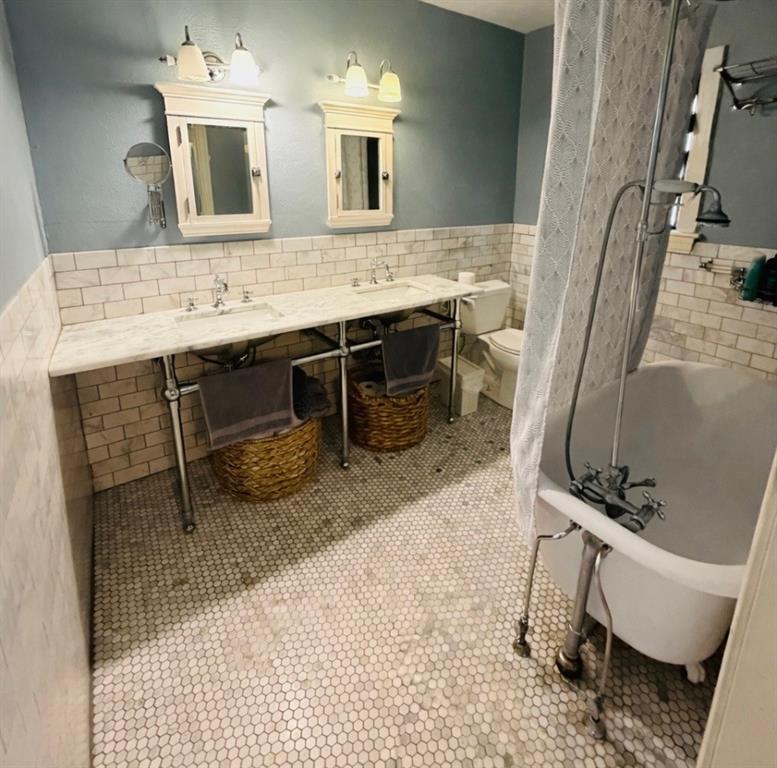 County Club Estates - Residential Lease