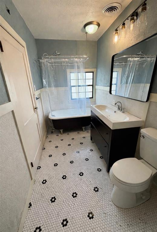 County Club Estates - Residential Lease