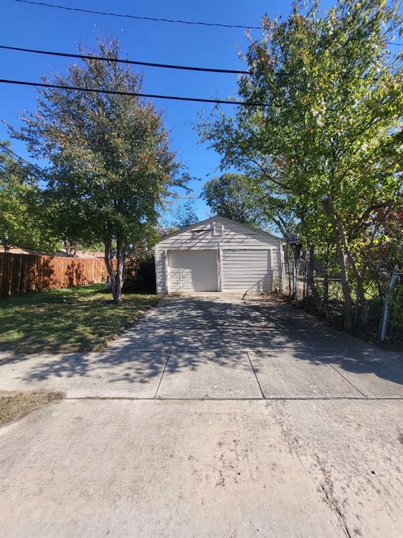 Valwood Park 22 - Residential