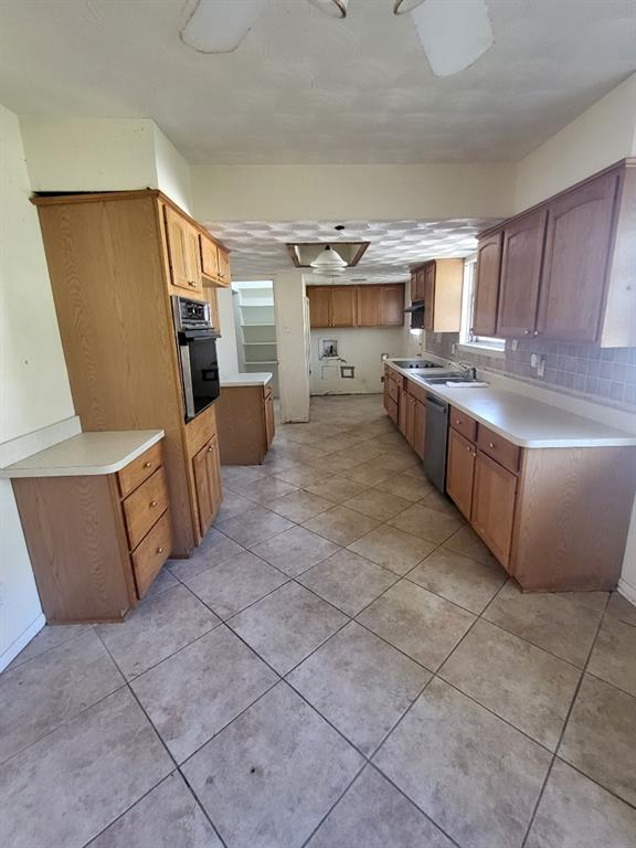 Valwood Park 22 - Residential