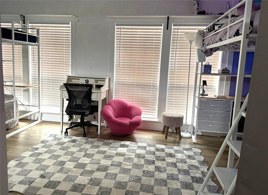 Fairmount Oaks - Residential