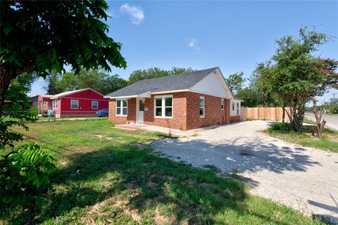 Photo of 2498 Grape Street, Abilene, TX 79601 (MLS # 21307572)