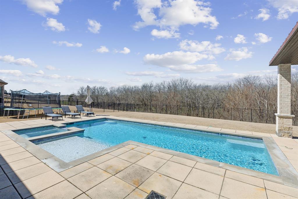 4529 Seney Drive