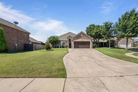 8409 Estandarte Court Benbrook TX 76126