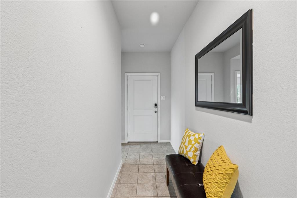 5913 Silverjack Trail