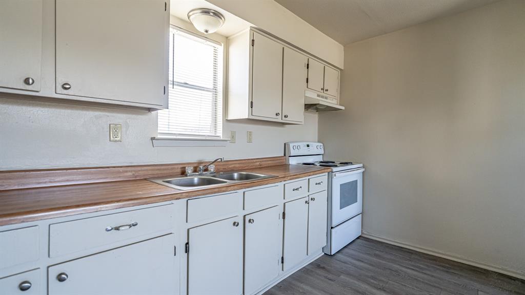 Pelican Bay Tenth Filing - Residential