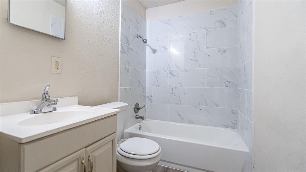 Pelican Bay Tenth Filing - Residential