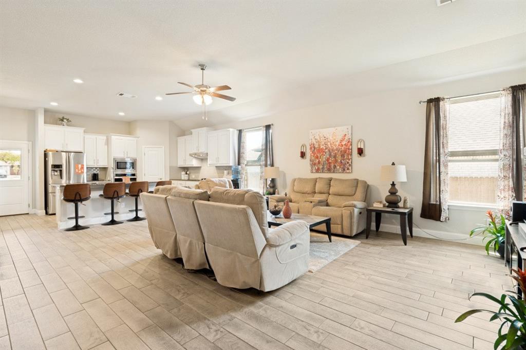 1006 Summer Grove Drive