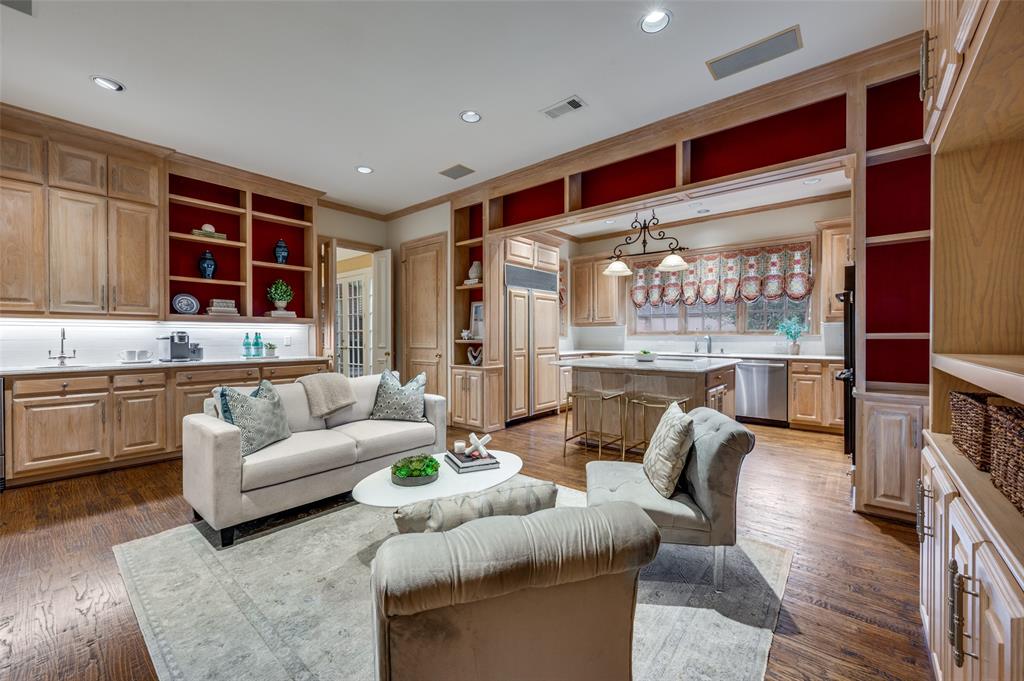 Redwood Court Add - Residential