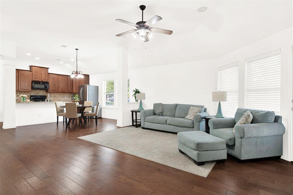 2701 Indian Oak Drive