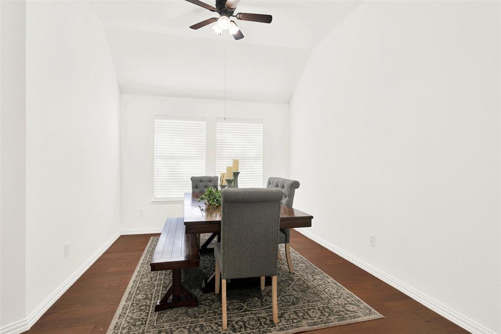 2701 Indian Oak Drive