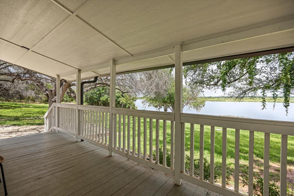 The Liveoaks Add - Commercial Sale