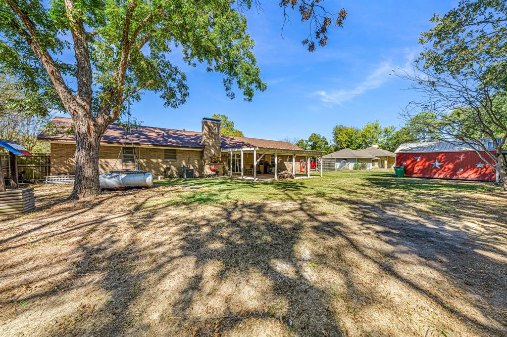 1075 Oak Ridge Drive