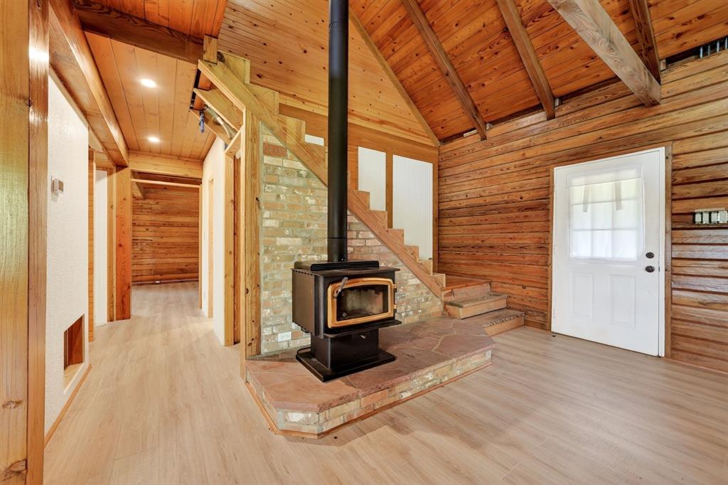 858 County Road 1006