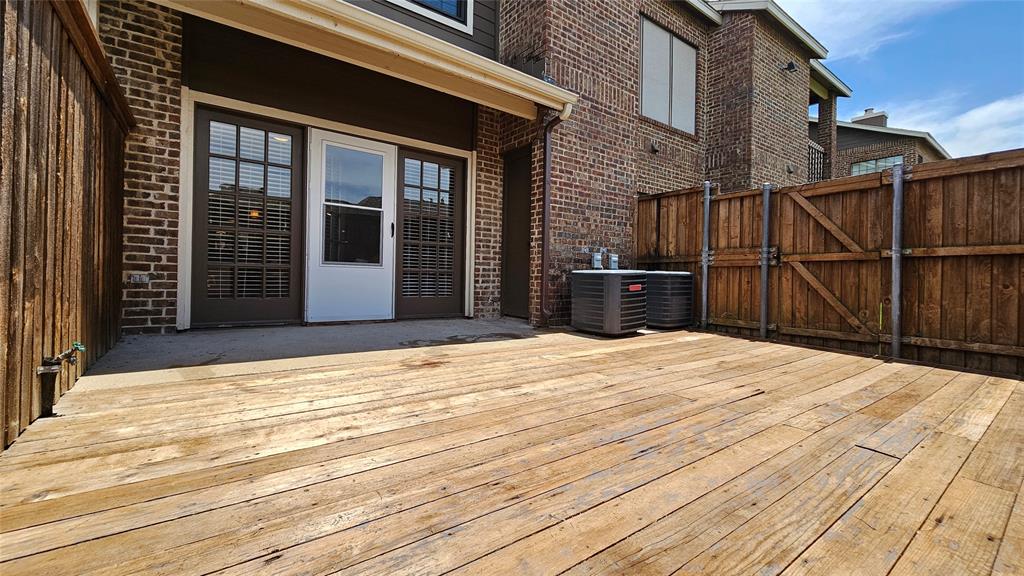Cobblestone Square - Residential