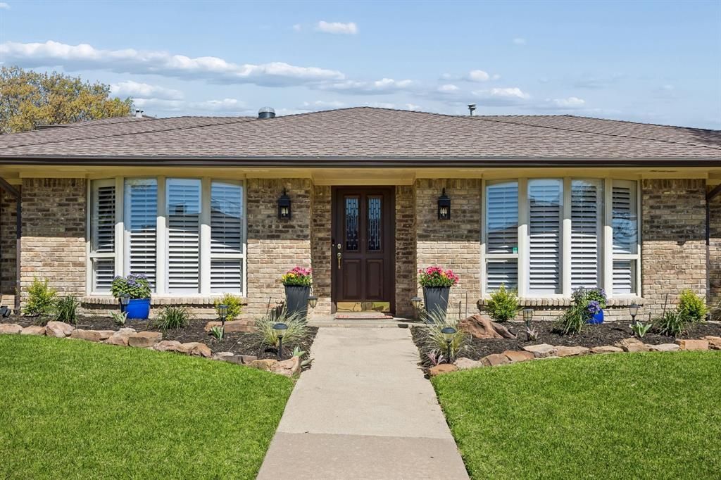 Photo of 3117 Dartmouth Drive, Plano, TX 75075 (MLS # 21203475)