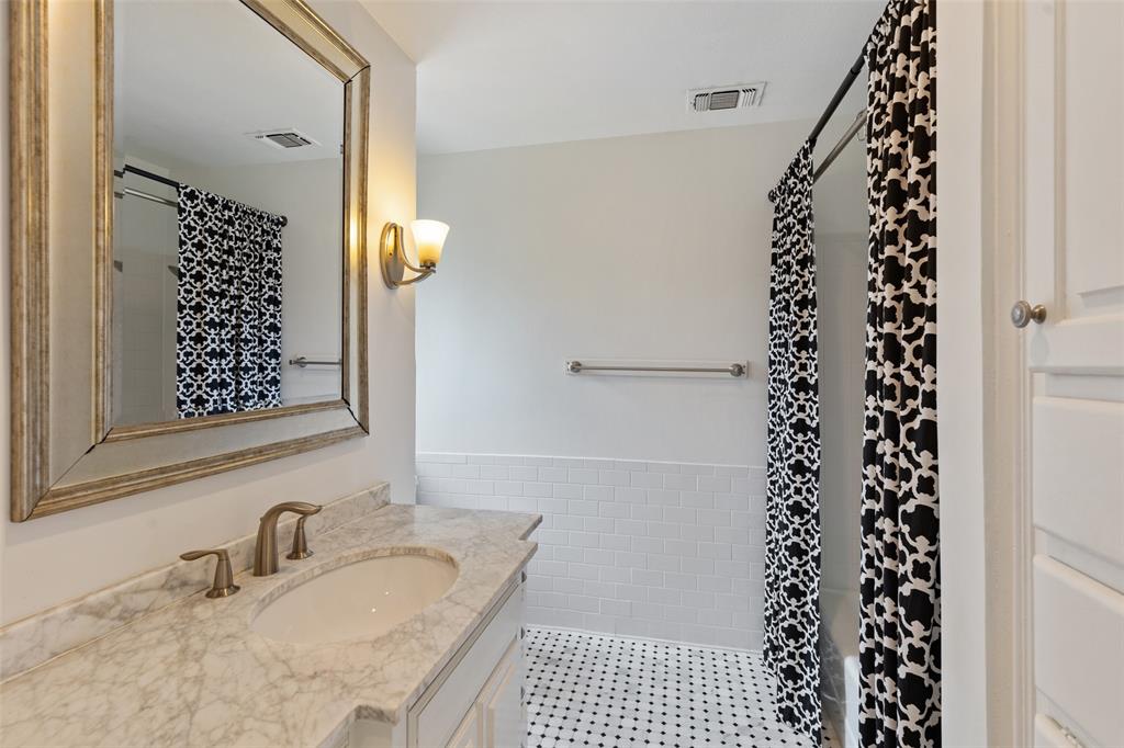 Highland Park West 04 Instl - Residential