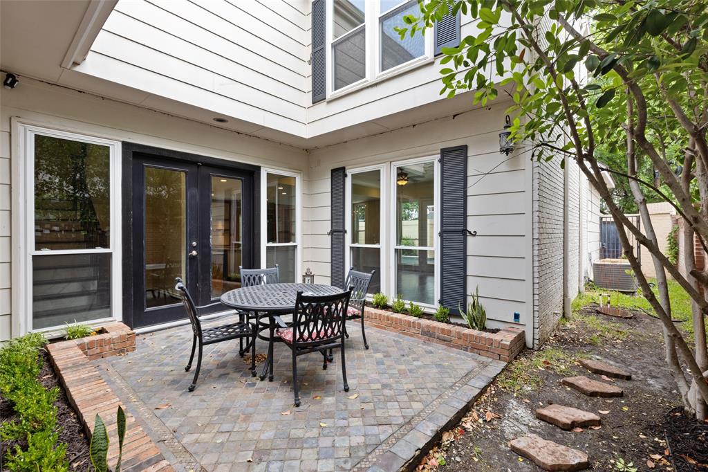 Highland Park West 04 Instl - Residential