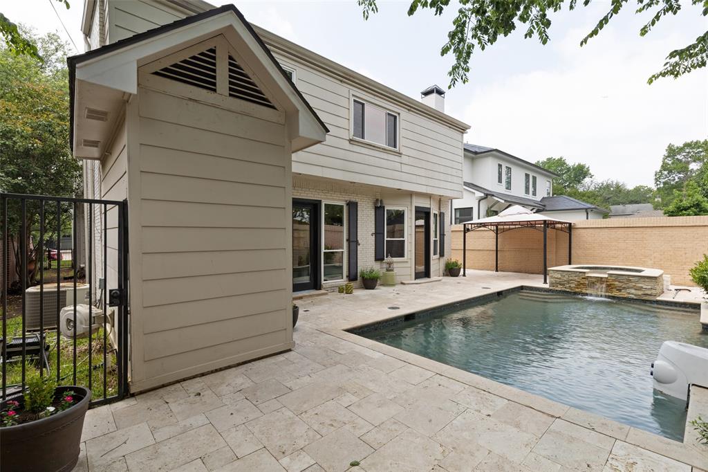 Highland Park West 04 Instl - Residential