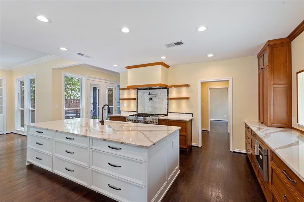 Highland Park West 04 Instl - Residential