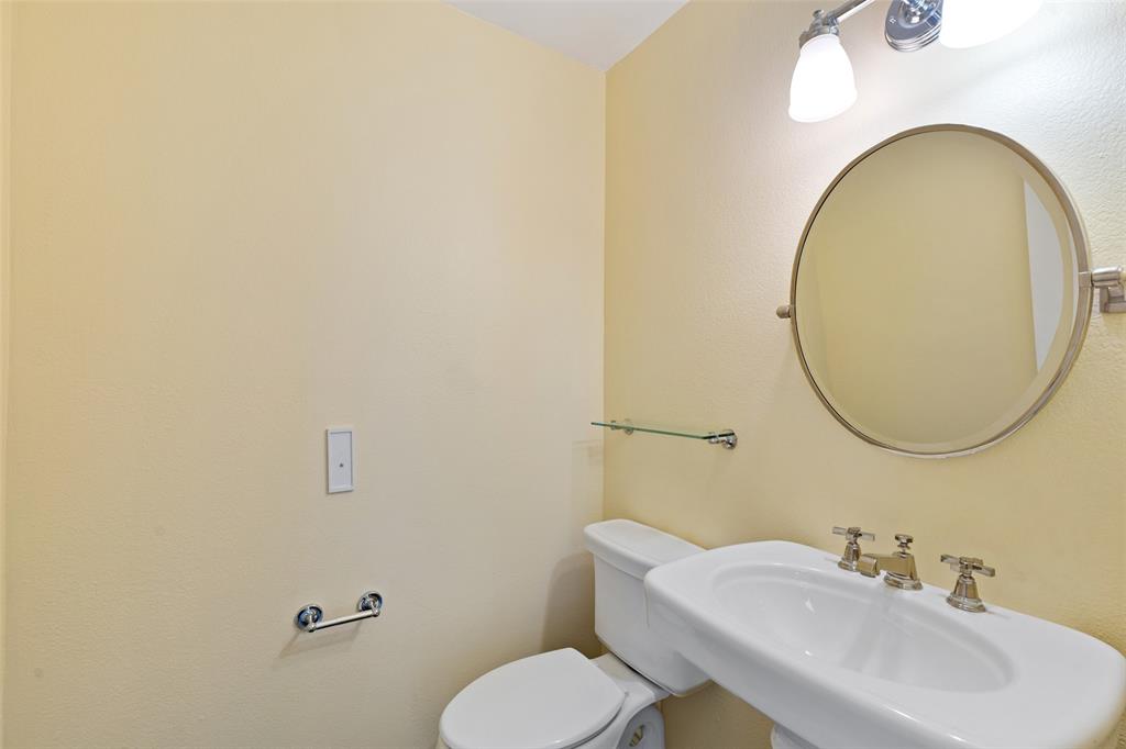 Highland Park West 04 Instl - Residential