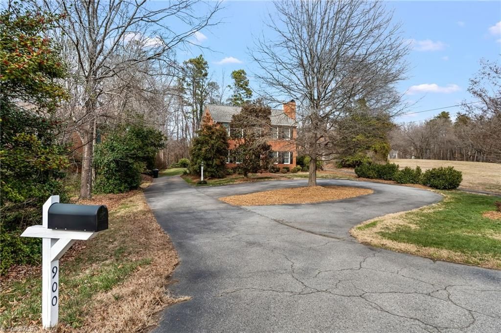 Photo of 900 Lexington Avenue, High Point, NC 27262 (MLS # 1207866)
