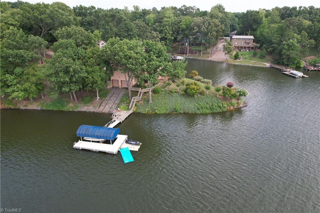 Photo of 248 Periwinkle Lane, Lexington, NC 27292 (MLS # 1228354)