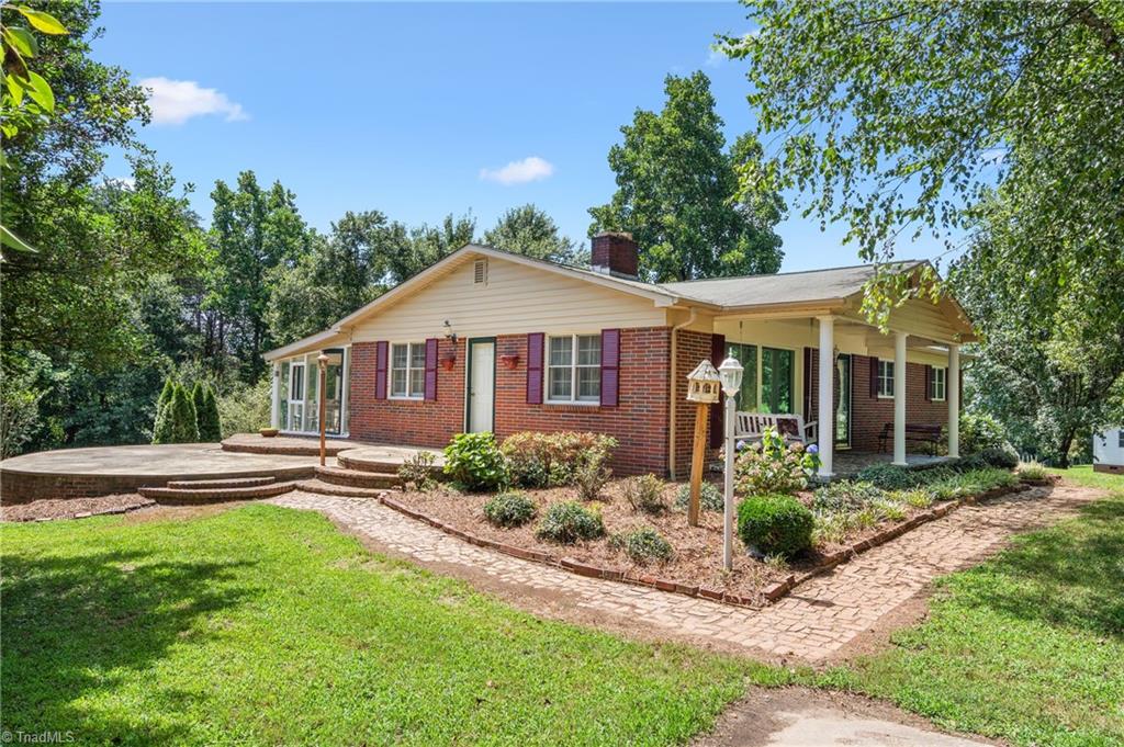 2951 Doc Pugh Road