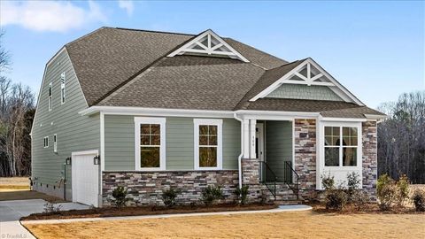 Homes For Sale - 300 Redland Road<br/> Advance, NC 27006