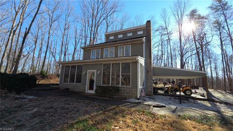 Photo of 189 Country Oaks Lane, Summerfield, NC 27358 (MLS # 1207161)