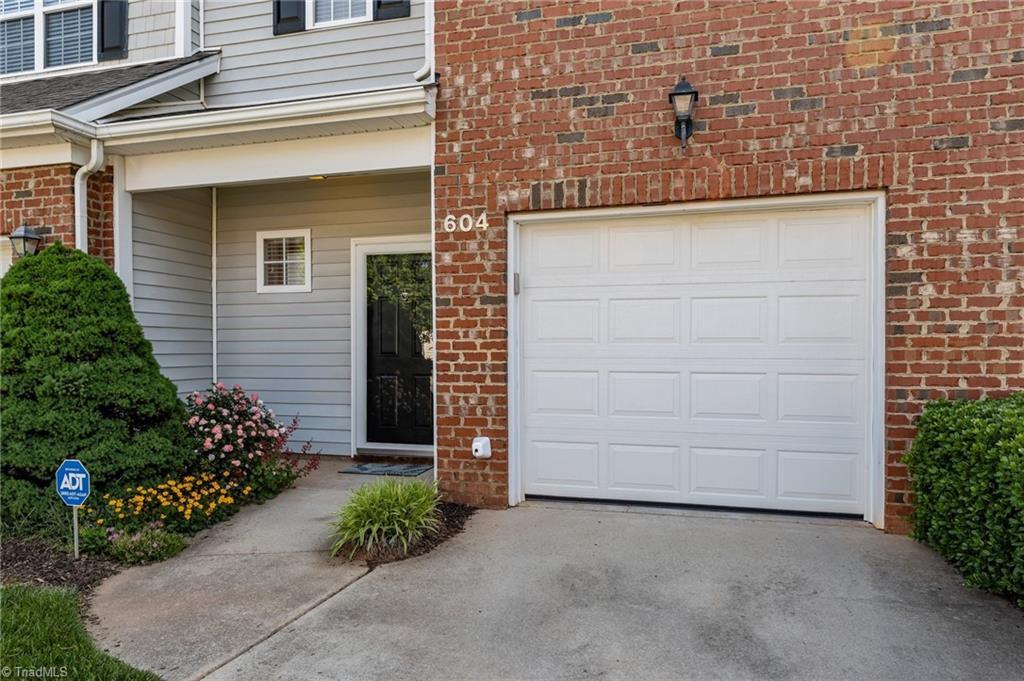 604 Oakfield Trail, Mebane, North Carolina image 3