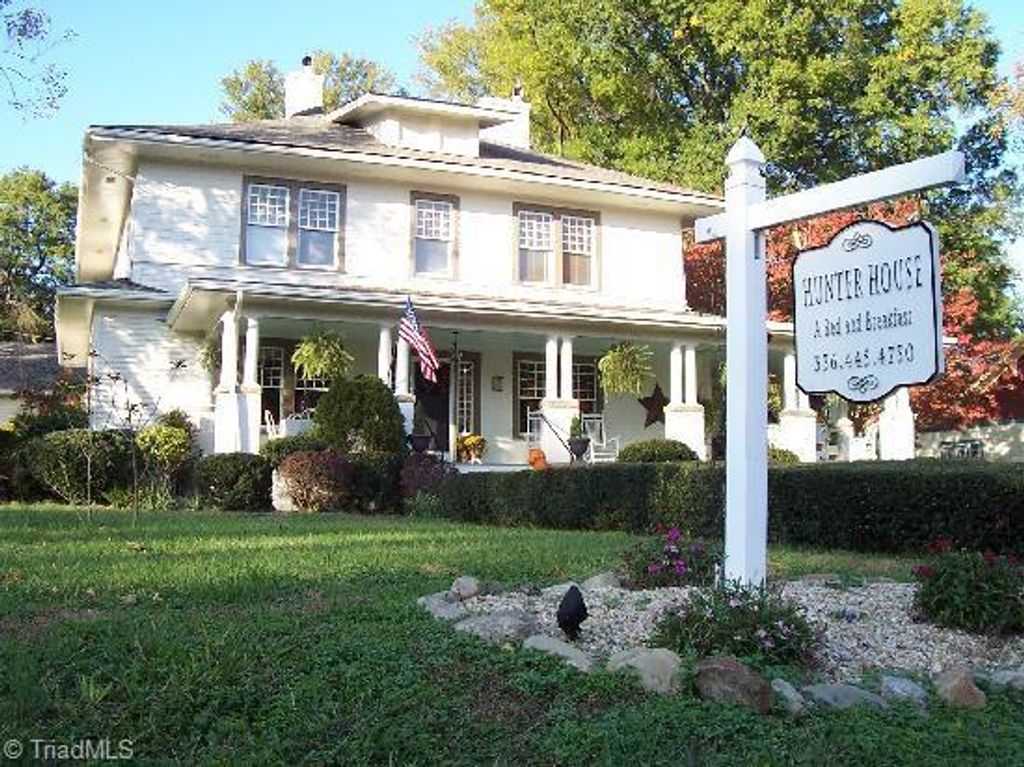 Photo of 216 W Hunter Street, Madison, NC 27025 (MLS # 1208158)