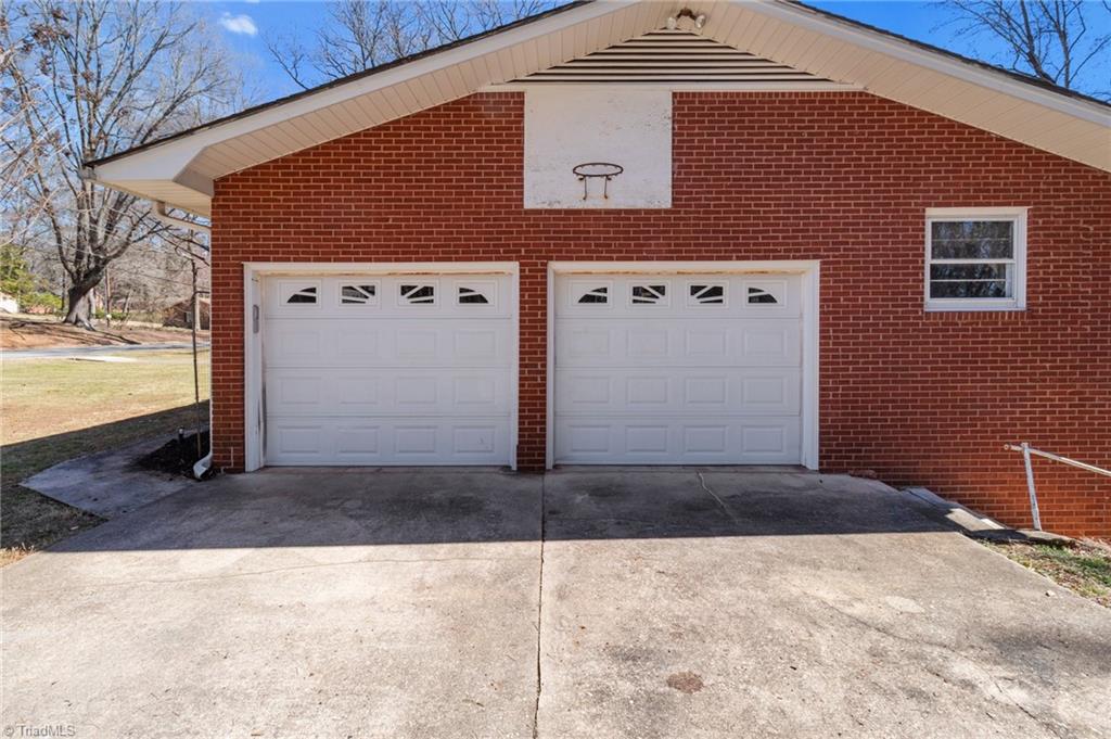 407 Pinecroft Lane, Spencer, North Carolina image 46