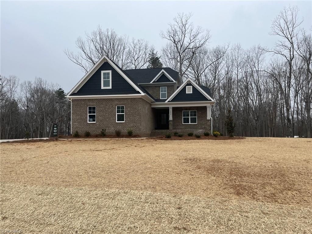 Photo of 4029 Estate Drive, Lewisville, NC 27023 (MLS # 1186641)