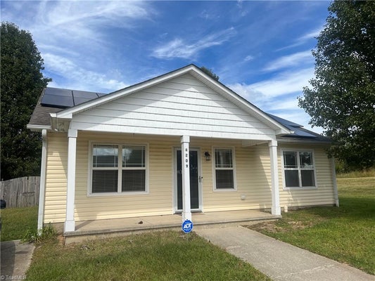 4209 SMITH FARM LN, WINSTON SALEM, NC 27107 - Image 00fadff5815e2d24f64eefb2b0930b66/1829168740