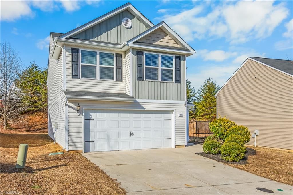 Photo of 4224 Piedmont Farms Way, Winston-Salem, NC 27107 (MLS # 1204451)